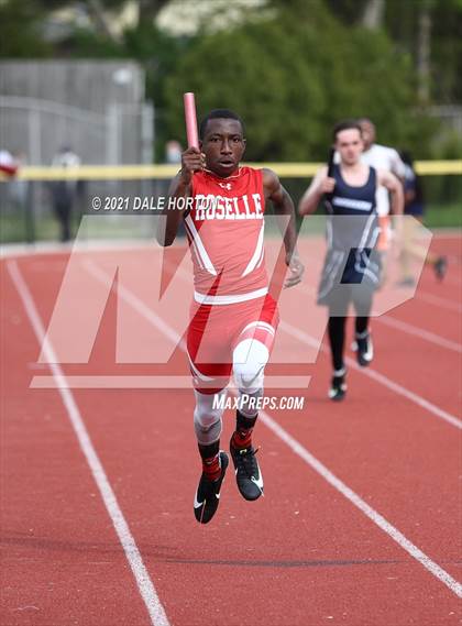 Thumbnail 3 in Union County Championship Relays  photogallery.