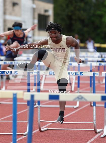 Thumbnail 2 in Union County Championship Relays  photogallery.