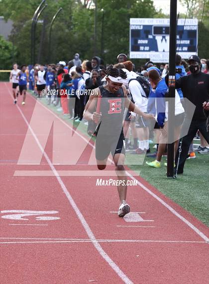 Thumbnail 2 in Union County Championship Relays  photogallery.
