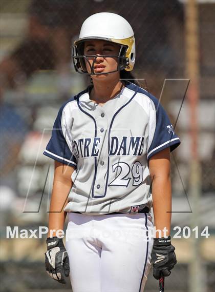 Thumbnail 1 in Harvard-Westlake @ Notre Dame photogallery.