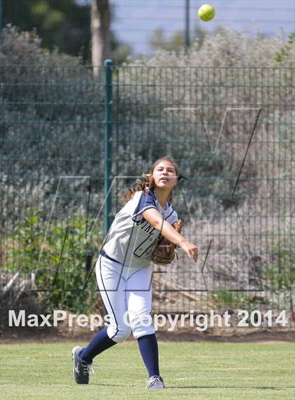 Thumbnail 2 in Harvard-Westlake @ Notre Dame photogallery.