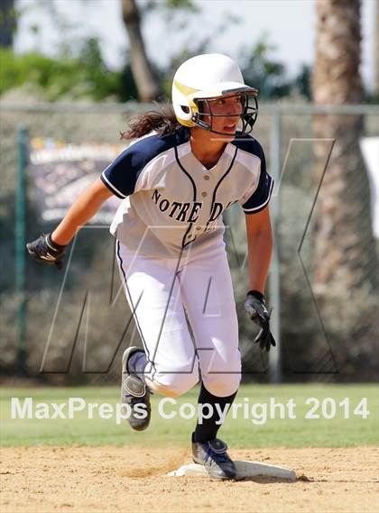 Thumbnail 1 in Harvard-Westlake @ Notre Dame photogallery.