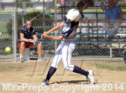 Thumbnail 2 in Harvard-Westlake @ Notre Dame photogallery.