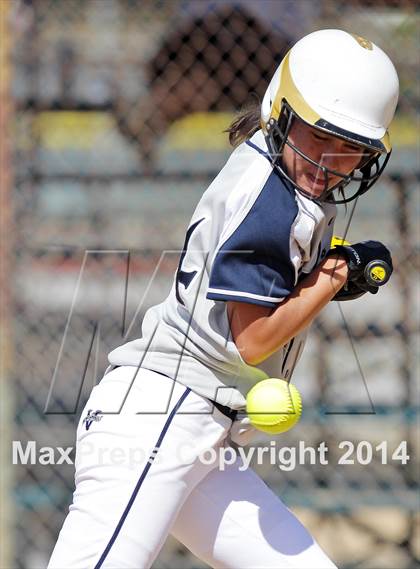 Thumbnail 3 in Harvard-Westlake @ Notre Dame photogallery.