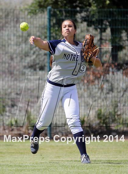 Thumbnail 1 in Harvard-Westlake @ Notre Dame photogallery.