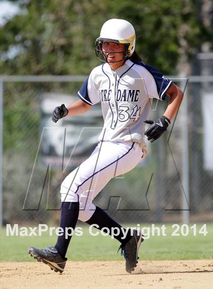Thumbnail 2 in Harvard-Westlake @ Notre Dame photogallery.