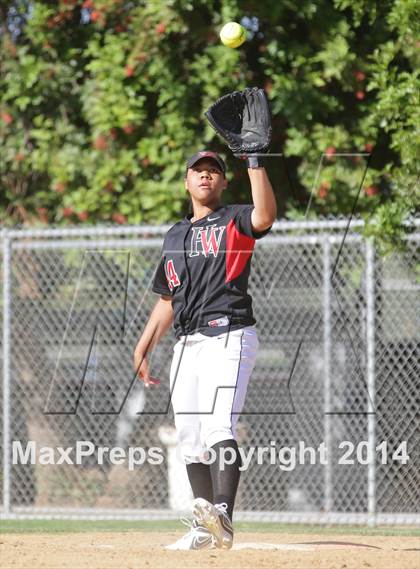 Thumbnail 1 in Harvard-Westlake @ Notre Dame photogallery.
