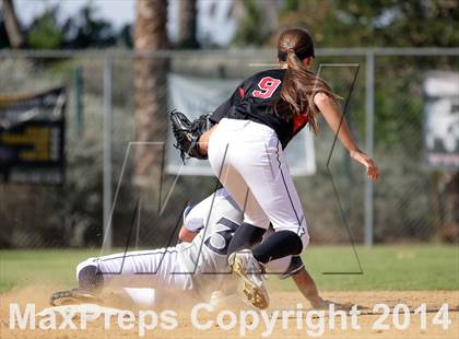 Thumbnail 2 in Harvard-Westlake @ Notre Dame photogallery.