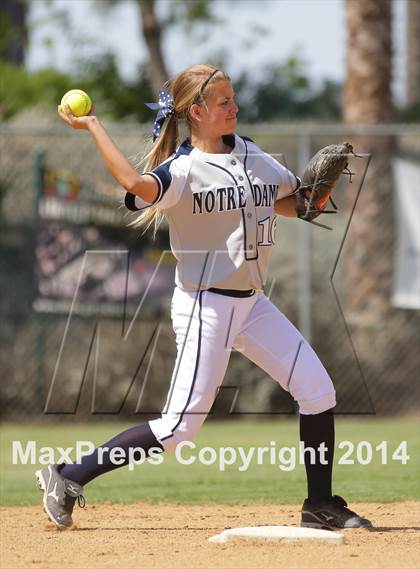 Thumbnail 1 in Harvard-Westlake @ Notre Dame photogallery.
