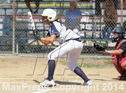 Thumbnail 3 in Harvard-Westlake @ Notre Dame photogallery.