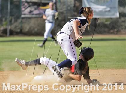 Thumbnail 1 in Harvard-Westlake @ Notre Dame photogallery.