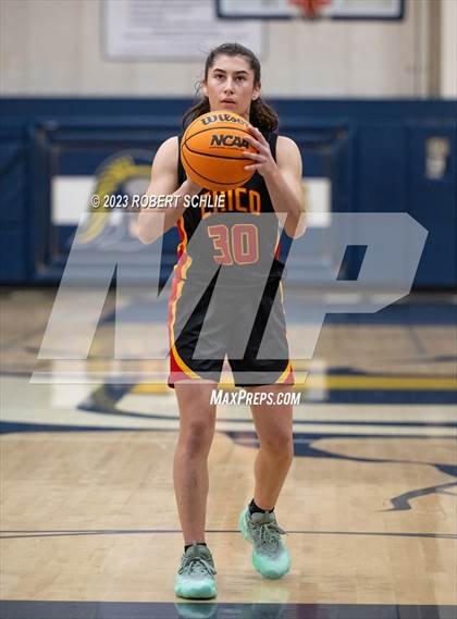 Thumbnail 1 in Franklin vs Chico (Trojan Toss Up) photogallery.