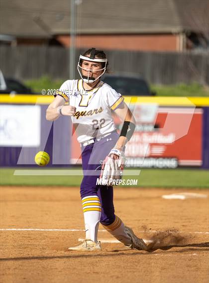 Thumbnail 2 in Lewisburg @ DeSoto Central photogallery.