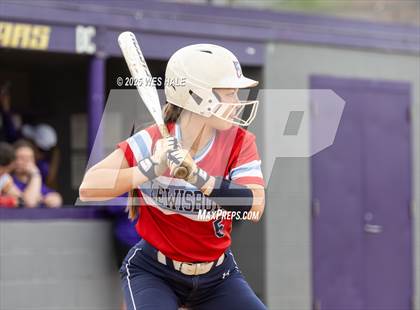 Thumbnail 2 in Lewisburg @ DeSoto Central photogallery.