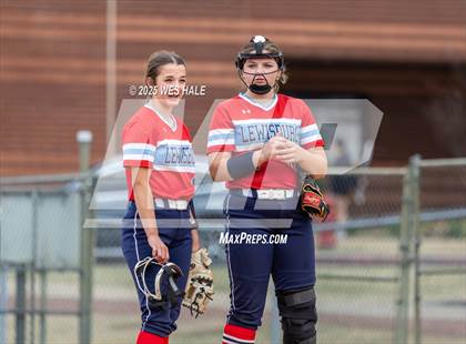 Thumbnail 2 in Lewisburg @ DeSoto Central photogallery.