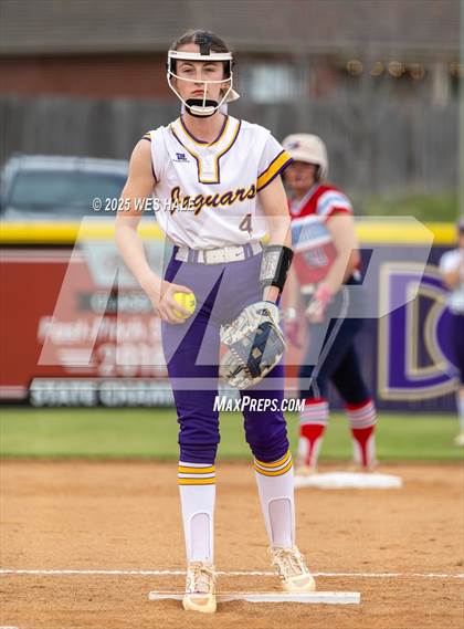 Thumbnail 2 in Lewisburg @ DeSoto Central photogallery.