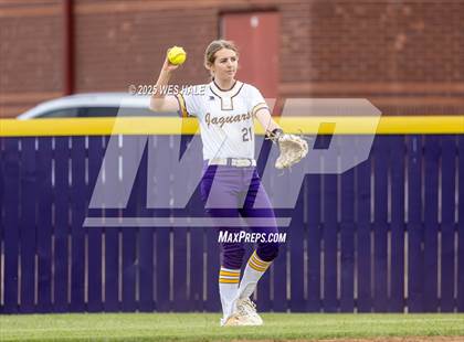 Thumbnail 3 in Lewisburg @ DeSoto Central photogallery.