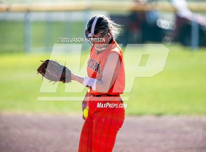 Thumbnail 3 in Nocona @ Muenster photogallery.