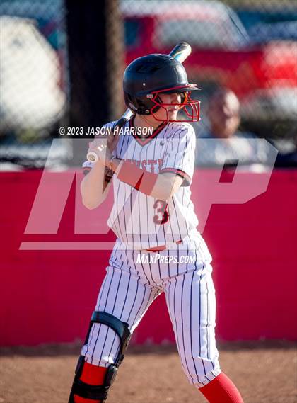 Thumbnail 1 in Nocona @ Muenster photogallery.