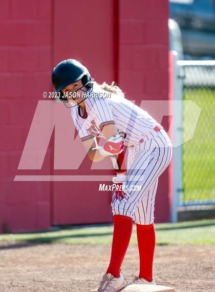 Thumbnail 3 in Nocona @ Muenster photogallery.
