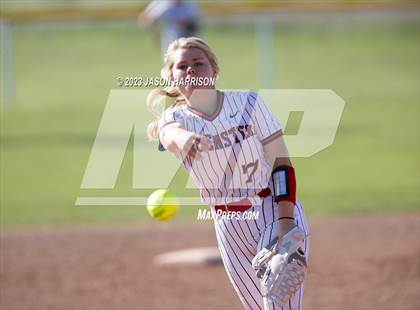 Thumbnail 2 in Nocona @ Muenster photogallery.