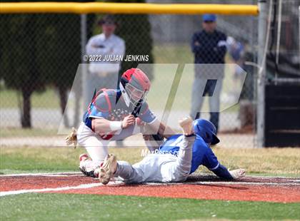 Thumbnail 3 in Sugar-Salem vs. Emmett photogallery.