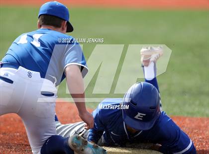 Thumbnail 1 in Sugar-Salem vs. Emmett photogallery.