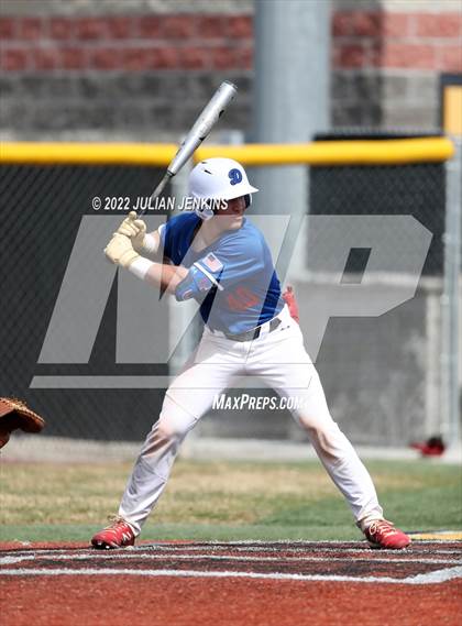 Thumbnail 1 in Sugar-Salem vs. Emmett photogallery.