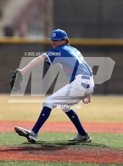 Thumbnail 2 in Sugar-Salem vs. Emmett photogallery.