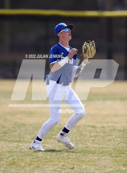 Thumbnail 2 in Sugar-Salem vs. Emmett photogallery.