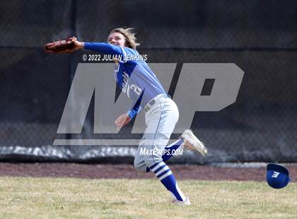 Thumbnail 3 in Sugar-Salem vs. Emmett photogallery.