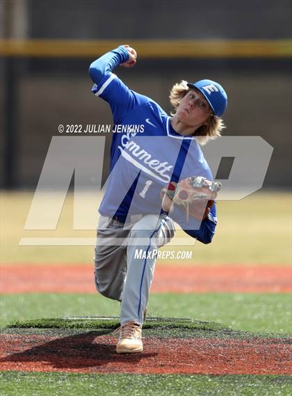 Thumbnail 1 in Sugar-Salem vs. Emmett photogallery.