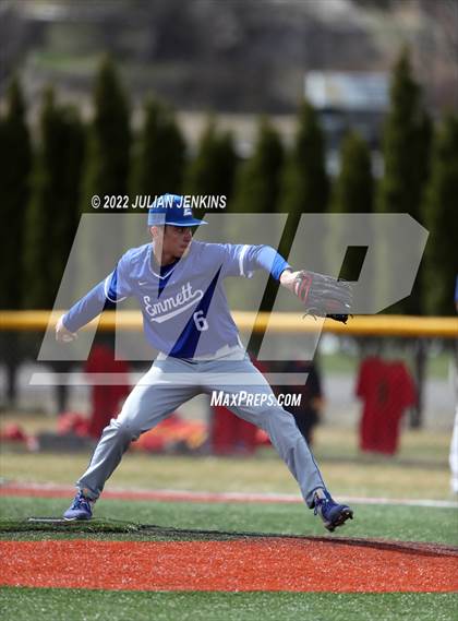 Thumbnail 1 in Sugar-Salem vs. Emmett photogallery.