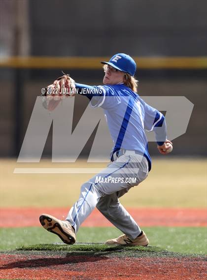 Thumbnail 2 in Sugar-Salem vs. Emmett photogallery.