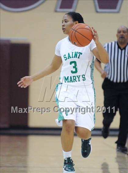 Thumbnail 2 in Christ the King vs. St. Mary's (Nike Tournament of Champions) photogallery.