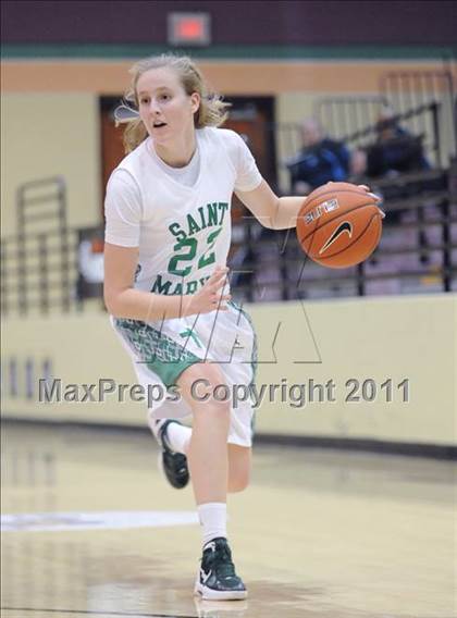 Thumbnail 3 in Christ the King vs. St. Mary's (Nike Tournament of Champions) photogallery.
