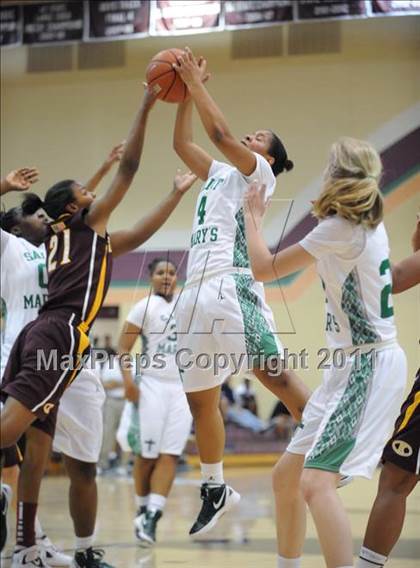 Thumbnail 3 in Christ the King vs. St. Mary's (Nike Tournament of Champions) photogallery.