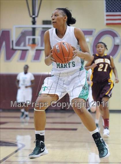 Thumbnail 3 in Christ the King vs. St. Mary's (Nike Tournament of Champions) photogallery.