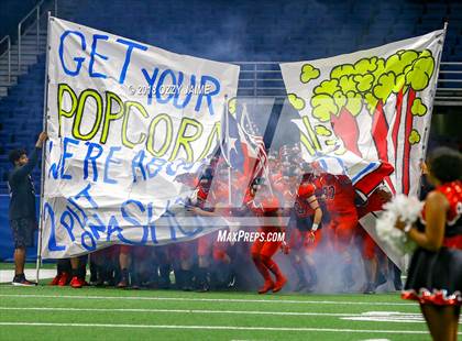 Thumbnail 1 in Flour Bluff vs. Wagner (UIL 5A Regional Playoff) photogallery.