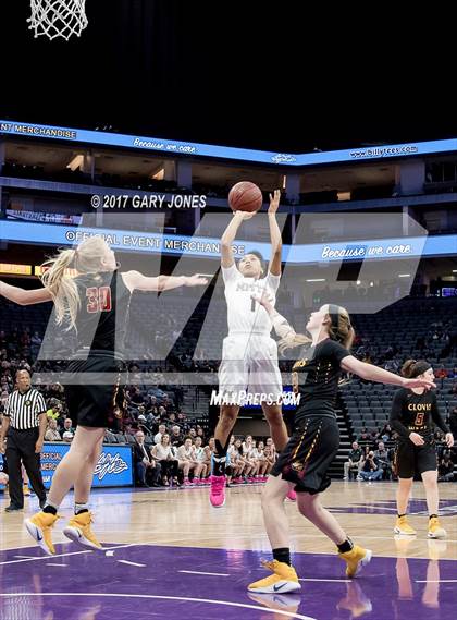 Thumbnail 2 in Clovis West vs Archbishop Mitty (CIF State Open Final) photogallery.