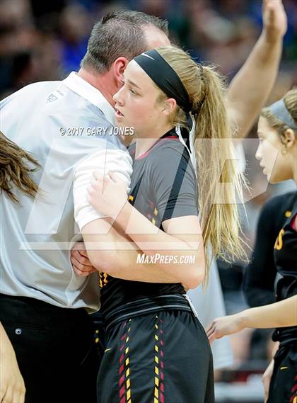 Thumbnail 1 in Clovis West vs Archbishop Mitty (CIF State Open Final) photogallery.
