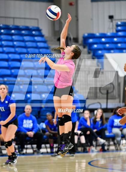 Thumbnail 3 in Fayetteville vs Bryant (AAA 7A 1st Round Playoff) photogallery.