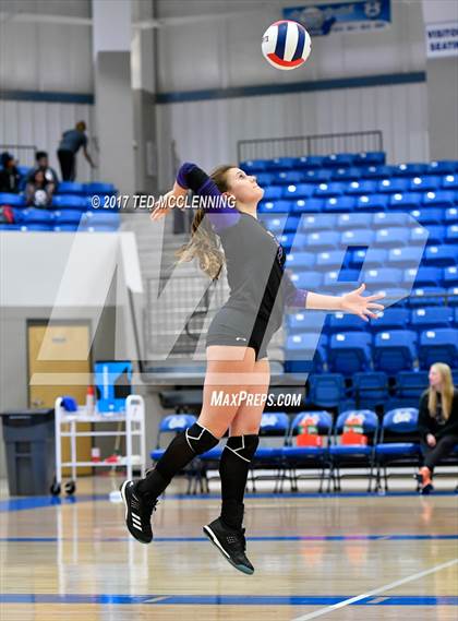 Thumbnail 3 in Fayetteville vs Bryant (AAA 7A 1st Round Playoff) photogallery.