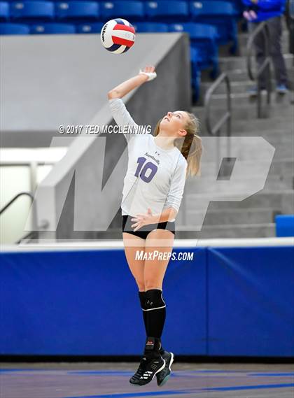 Thumbnail 3 in Fayetteville vs Bryant (AAA 7A 1st Round Playoff) photogallery.