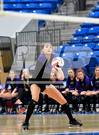 Thumbnail 3 in Fayetteville vs Bryant (AAA 7A 1st Round Playoff) photogallery.