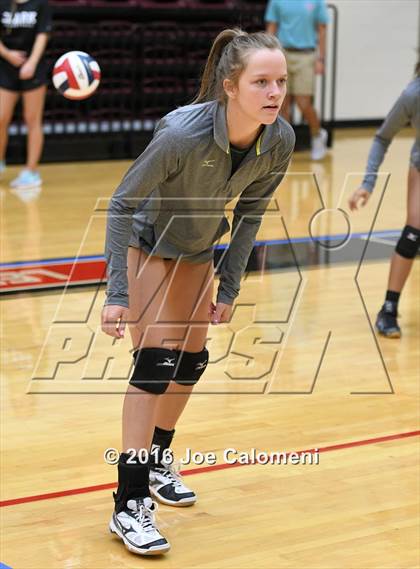 Thumbnail 3 in Churchill vs Clark (NEISD Invitational) photogallery.