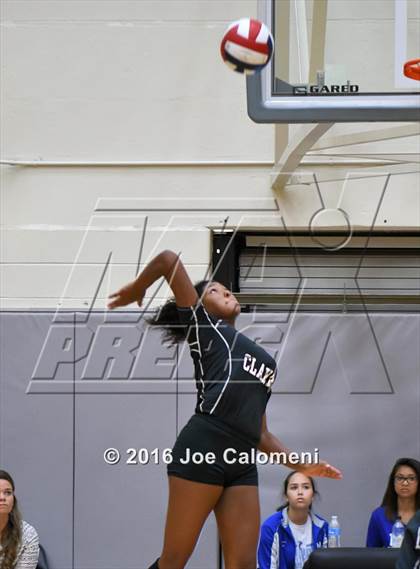 Thumbnail 3 in Churchill vs Clark (NEISD Invitational) photogallery.
