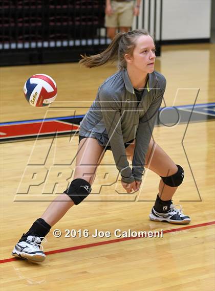 Thumbnail 1 in Churchill vs Clark (NEISD Invitational) photogallery.
