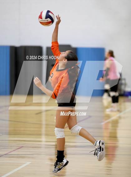 Thumbnail 2 in San Tan Foothills vs Globe (The Florence VB Invitational) photogallery.