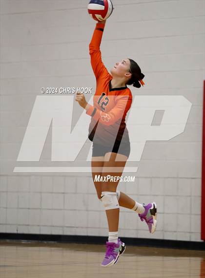 Thumbnail 3 in San Tan Foothills vs Globe (The Florence VB Invitational) photogallery.